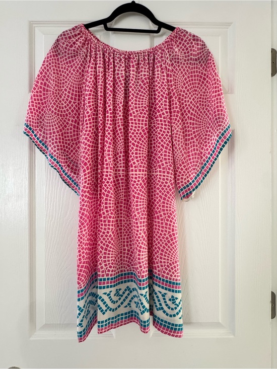 Tolani Dresses & Skirts - Tolani Pink Mosaic Print Tunic Dress with Blue Trim NWT Size M